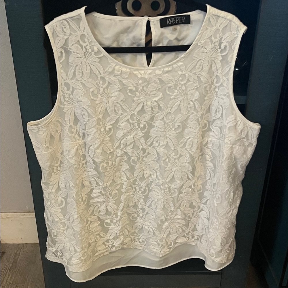 Kasper Women's Cream Floral Lace Blouse